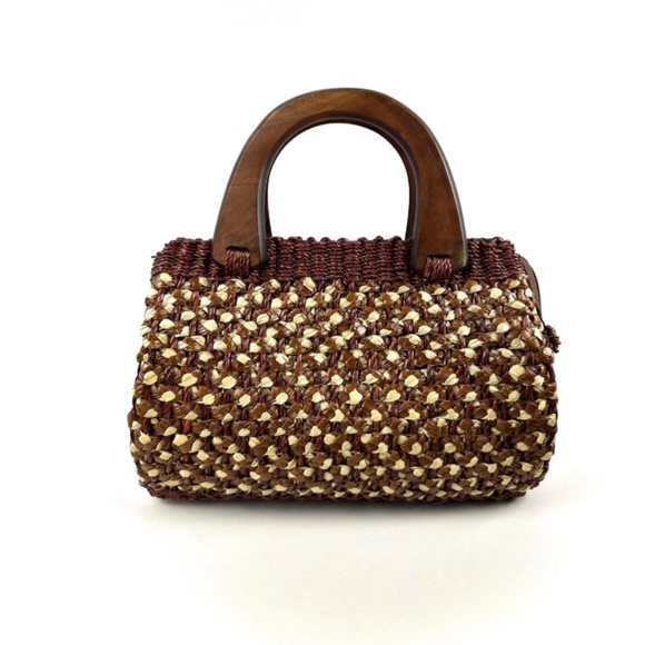 Vintage Woven Top Handle Medium Sized Handbag • Straw and Natural Fibers • Wood - Picture 3 of 10